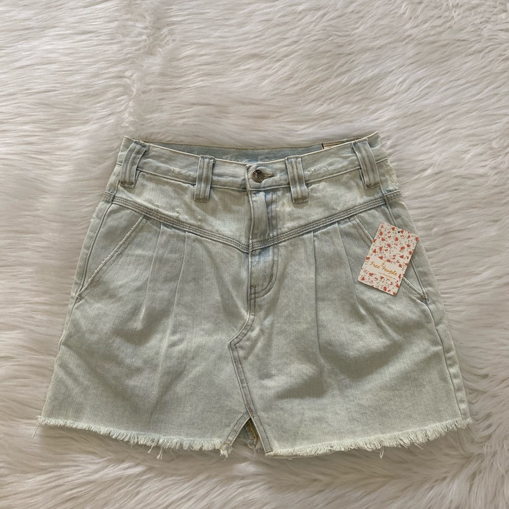 🟢NEW wTag-FREE PEOPLE Light Denim Cutoff Skirt 25